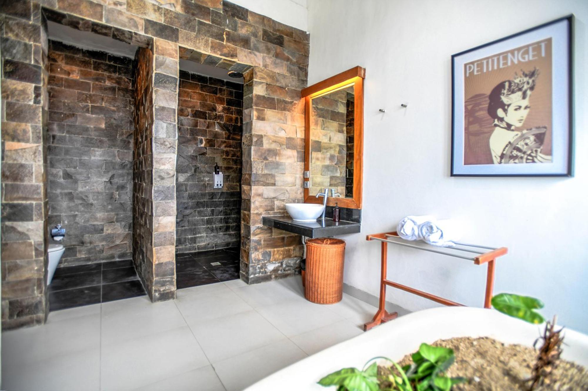 Melo Suites Hotel Seminyak  Exterior photo