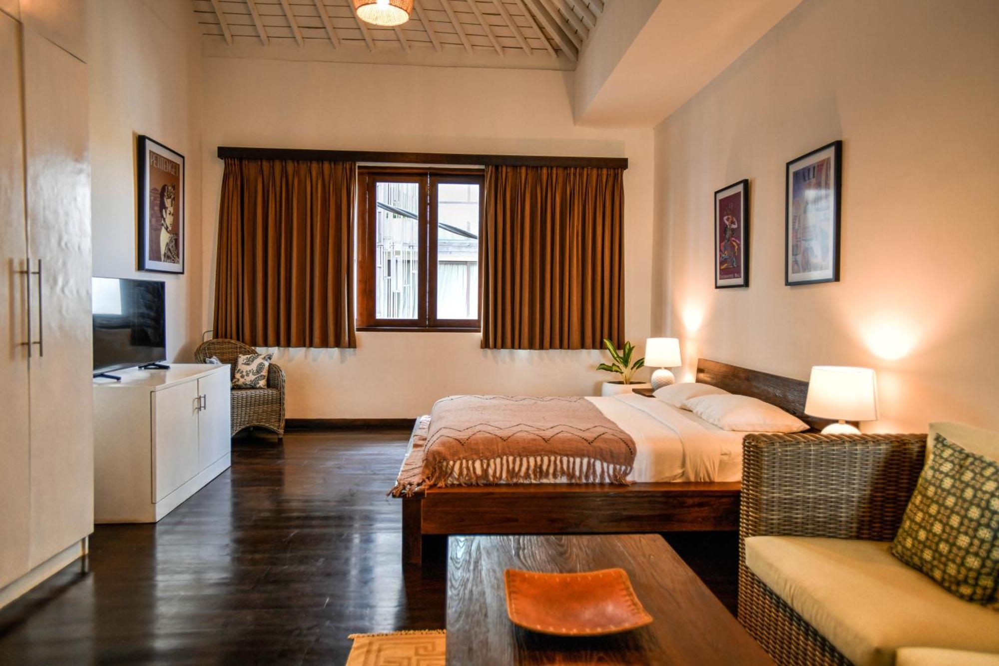 Melo Suites Hotel Seminyak  Exterior photo
